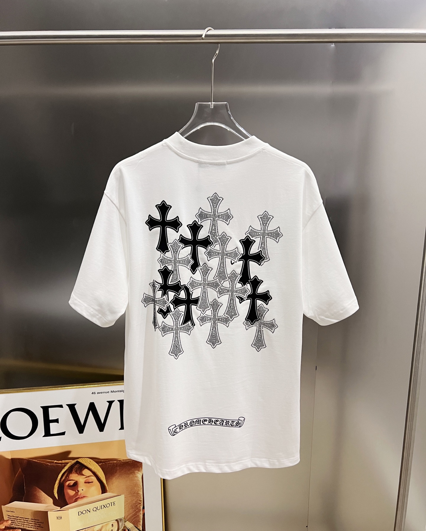 New autumn-winter style cross-stitch leather-embroidered short-sleeved T-shirt