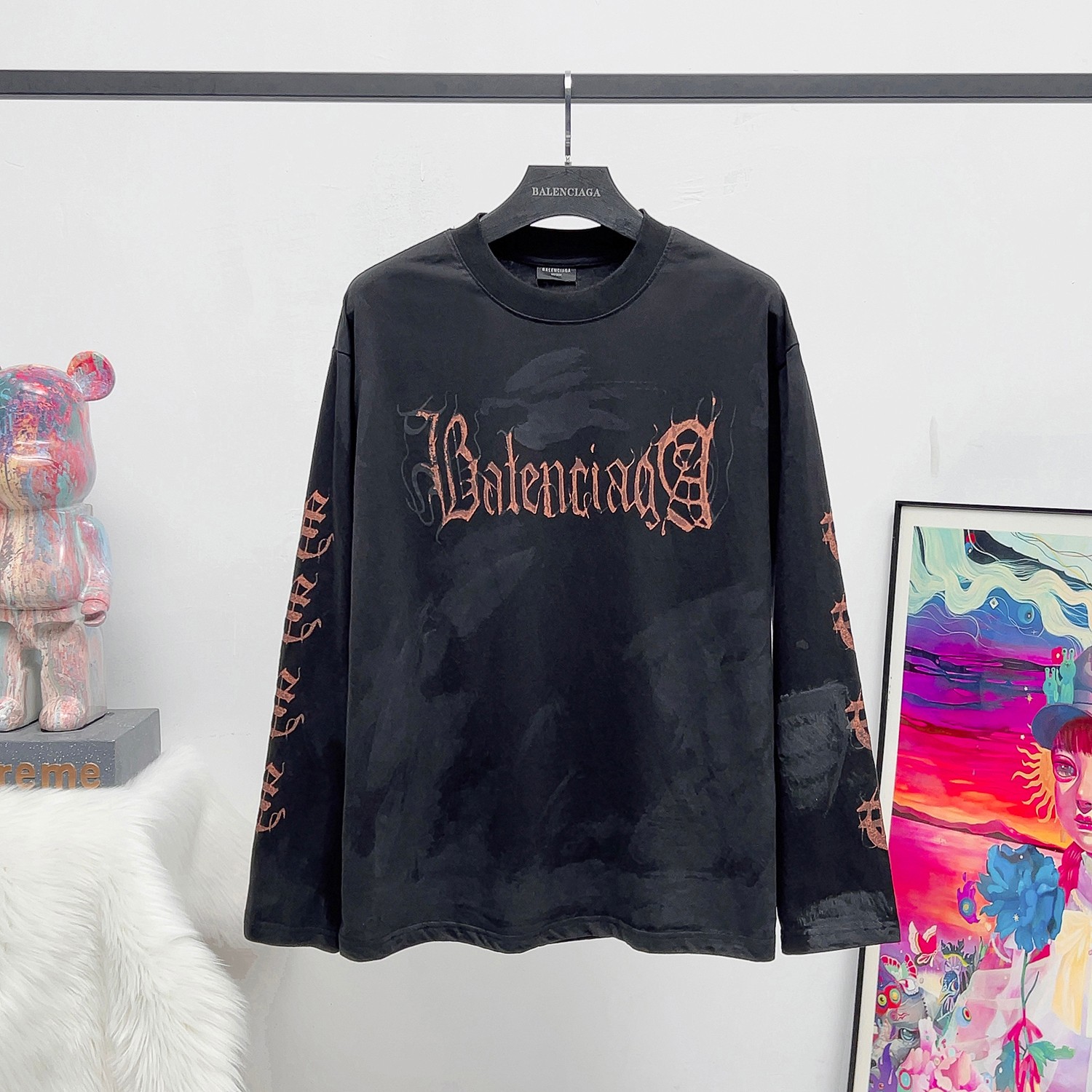 Vedic Logo hand-painted distressed long-sleeved shirt