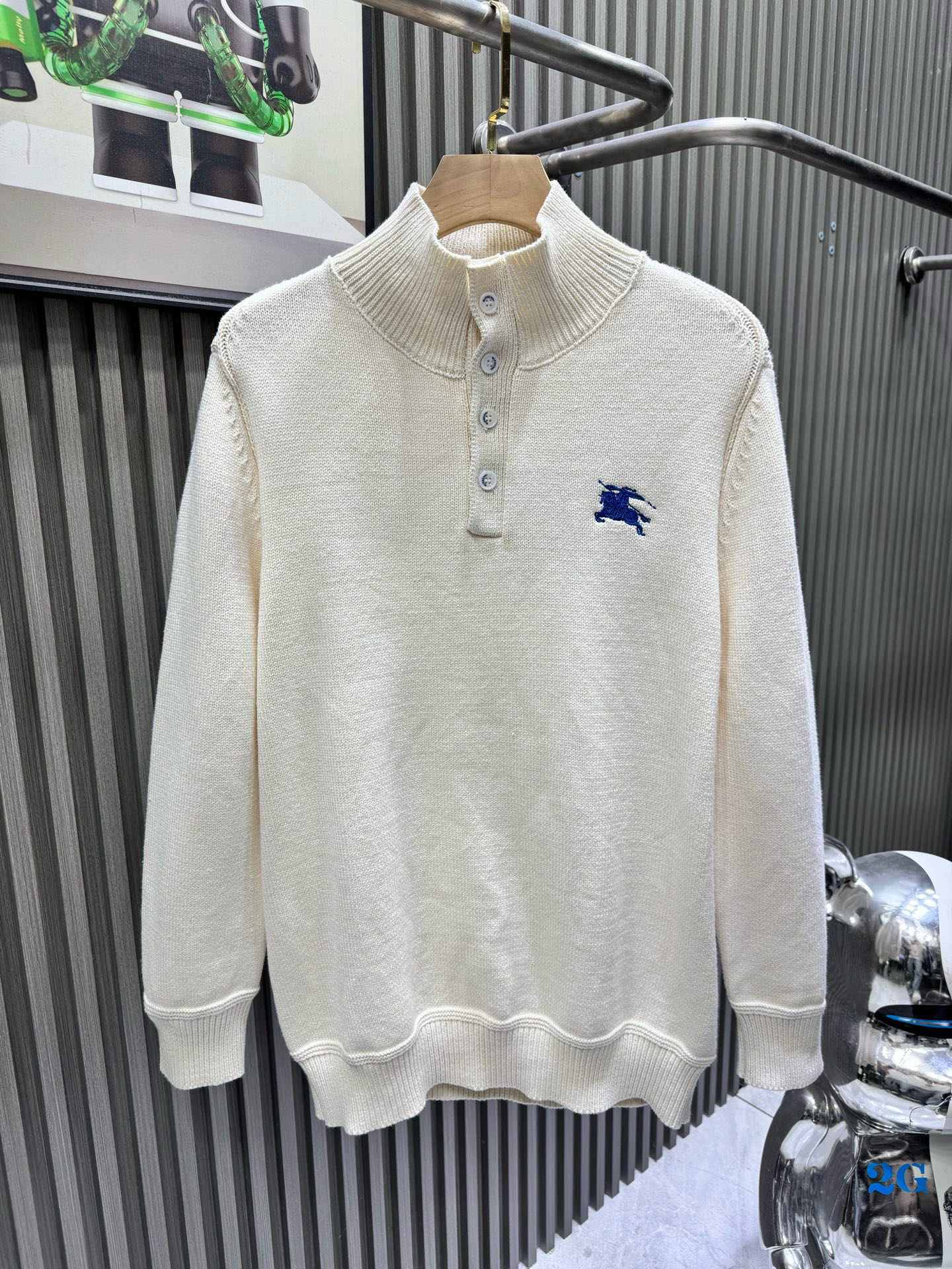 Winter and Autumn Warhorse Small Pattern Embroidered Logo Half-neck Knitted Sweater