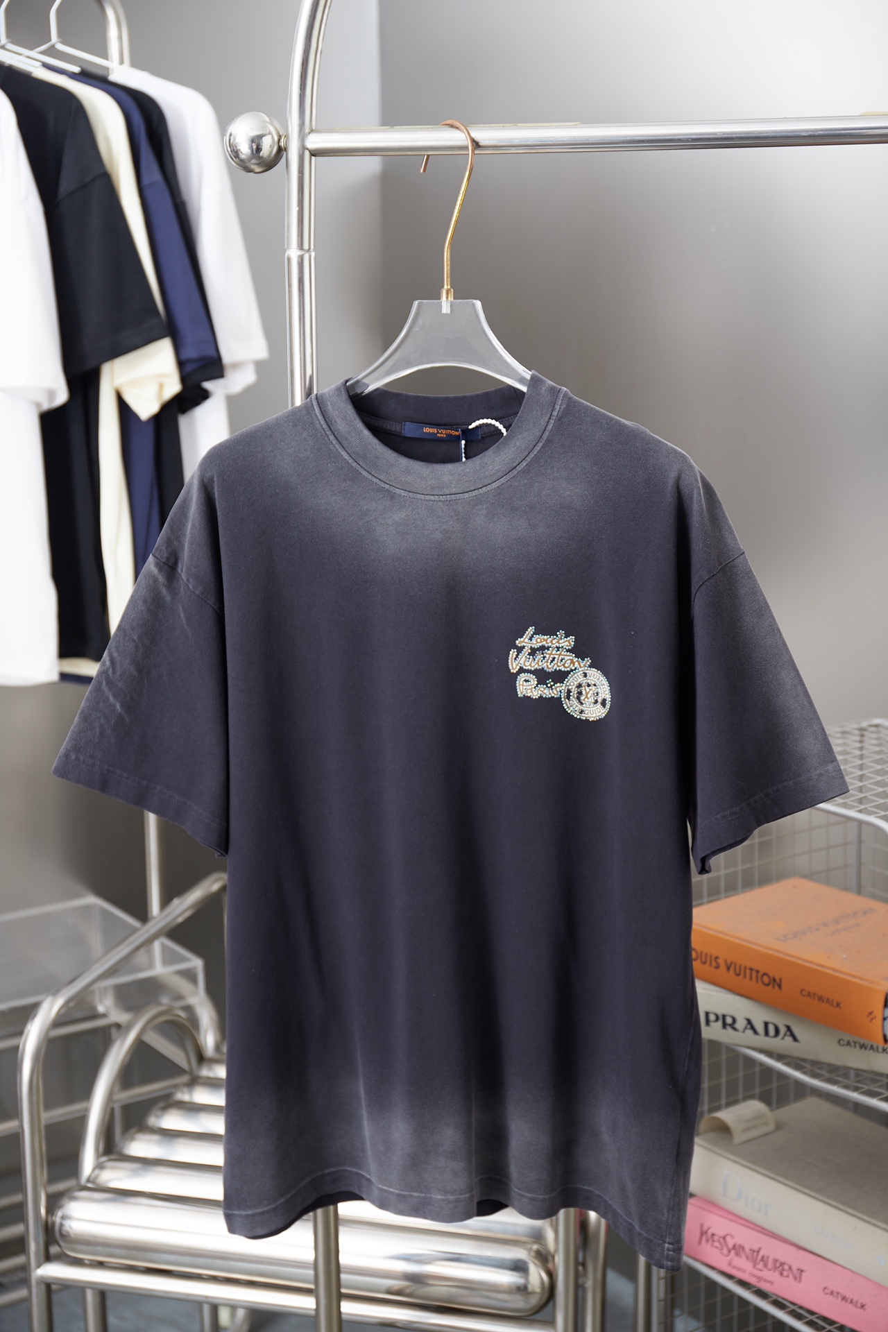 Early spring new style - embroidered sequins short-sleeved towel fabric shirt