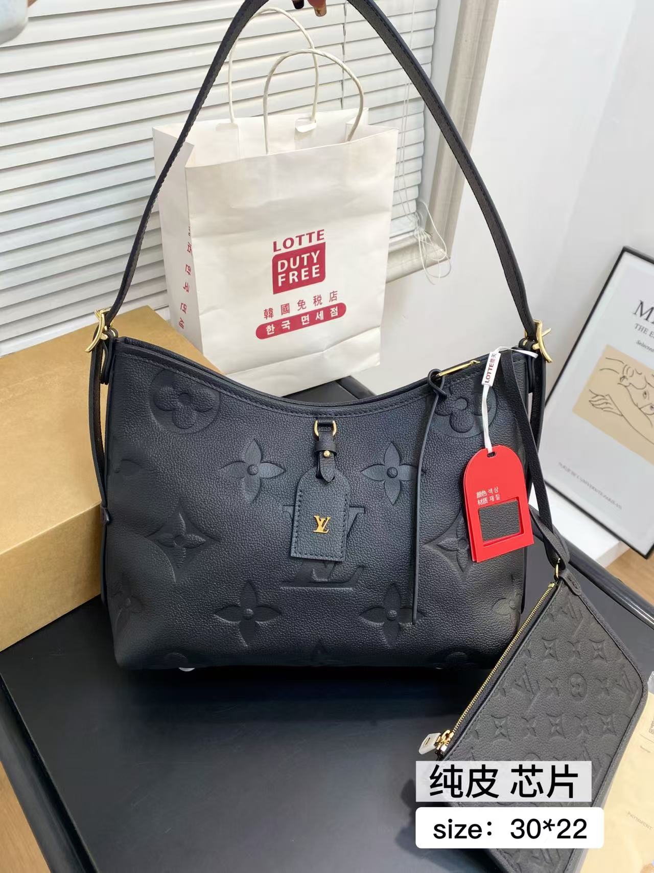 1:1 black bag