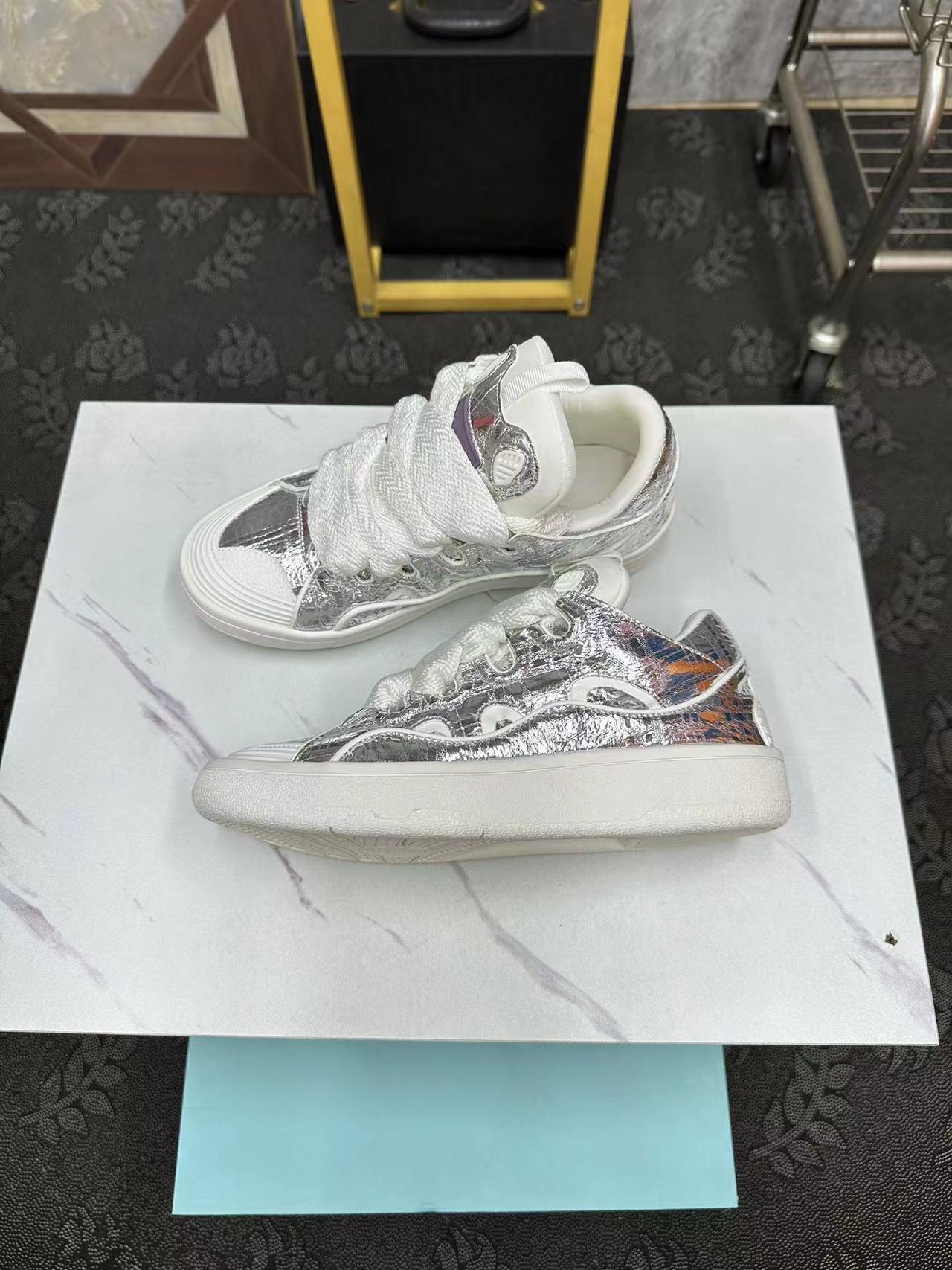 Lanvin LEATHER CURB SNEAKERS