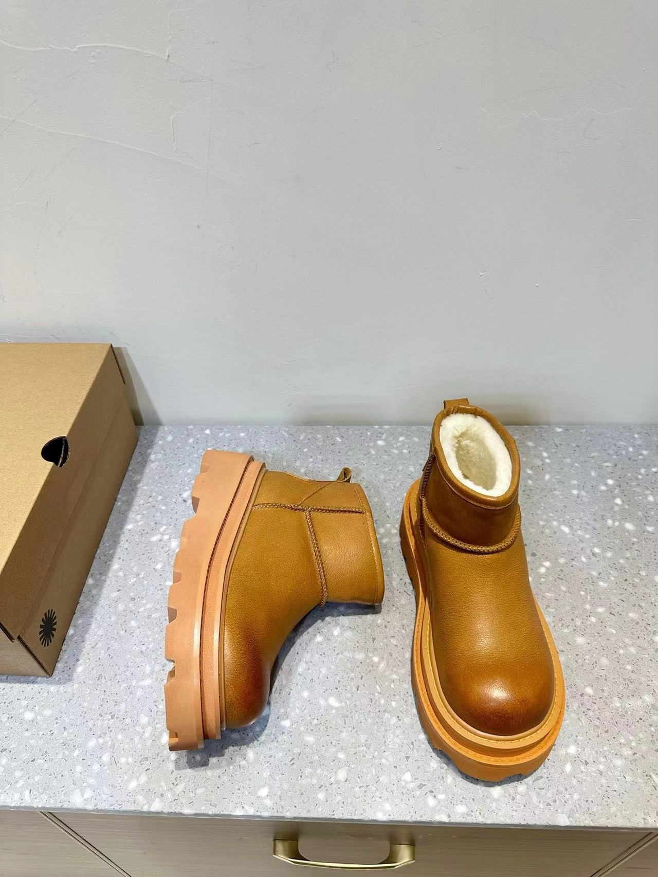 UGG Maillard Color Ankle Boots