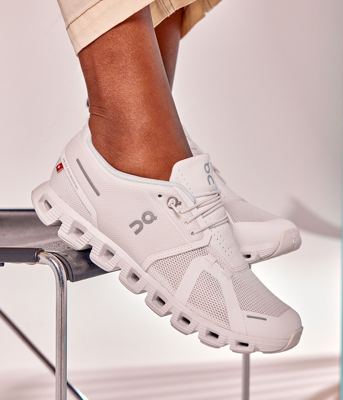 ON CLOUD 5 Women
