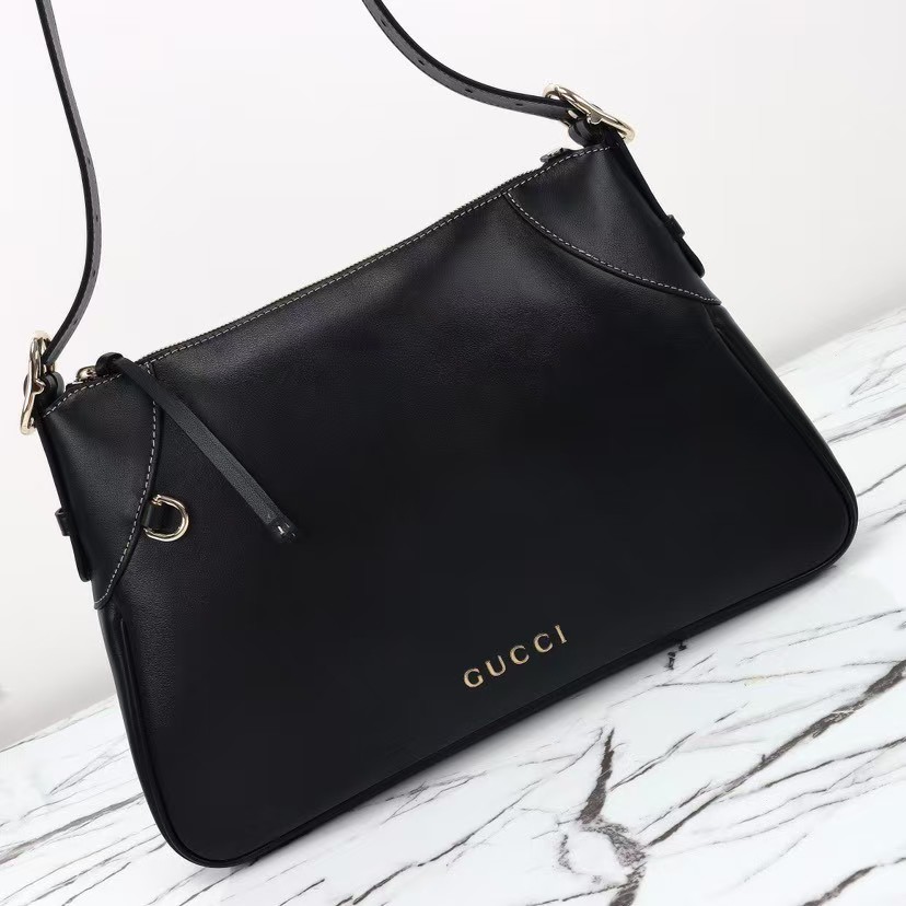 GUCCI Emblem shoulder bag