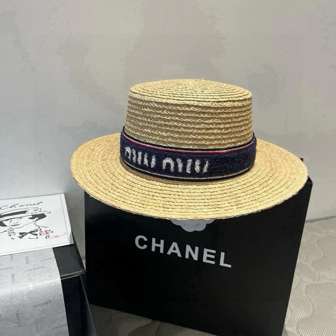 Miumiu  STRAW HAT IN BEIGE RAFFIA