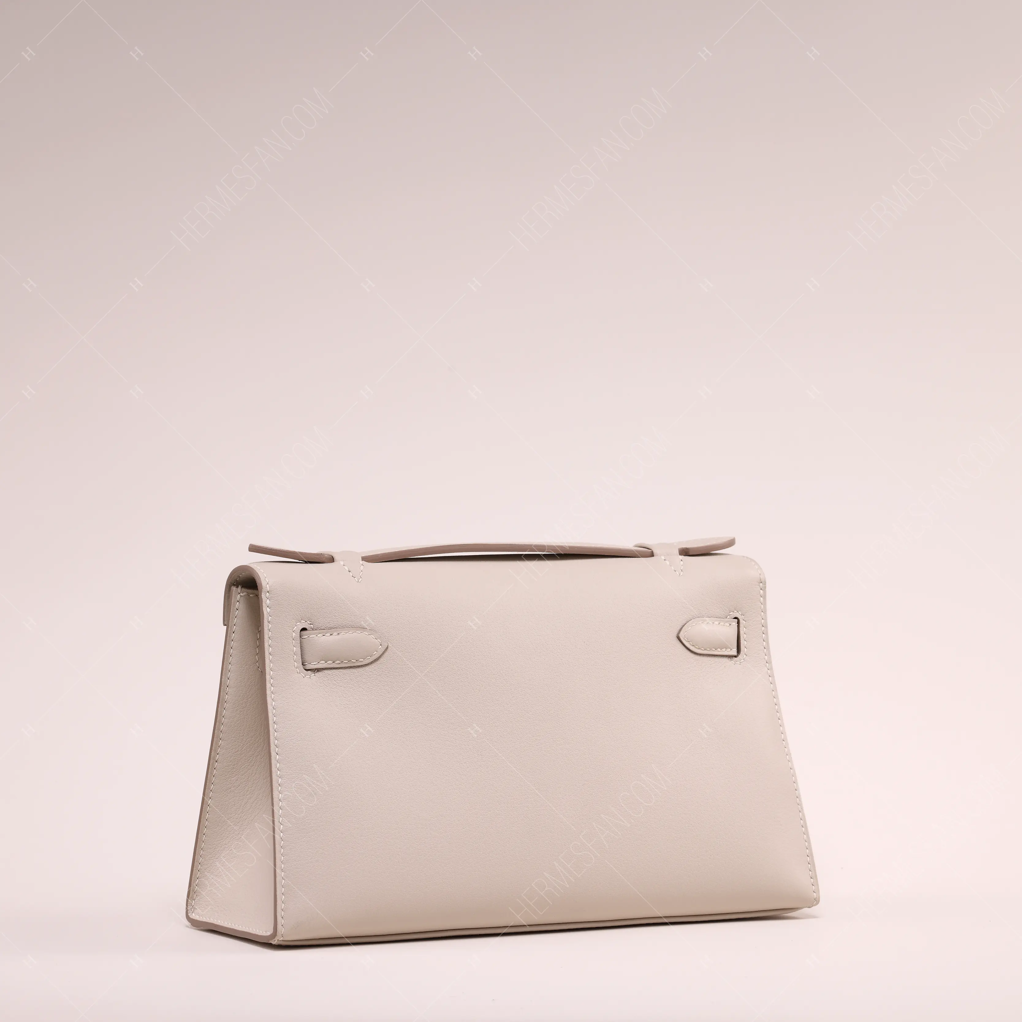 Kelly Pochette