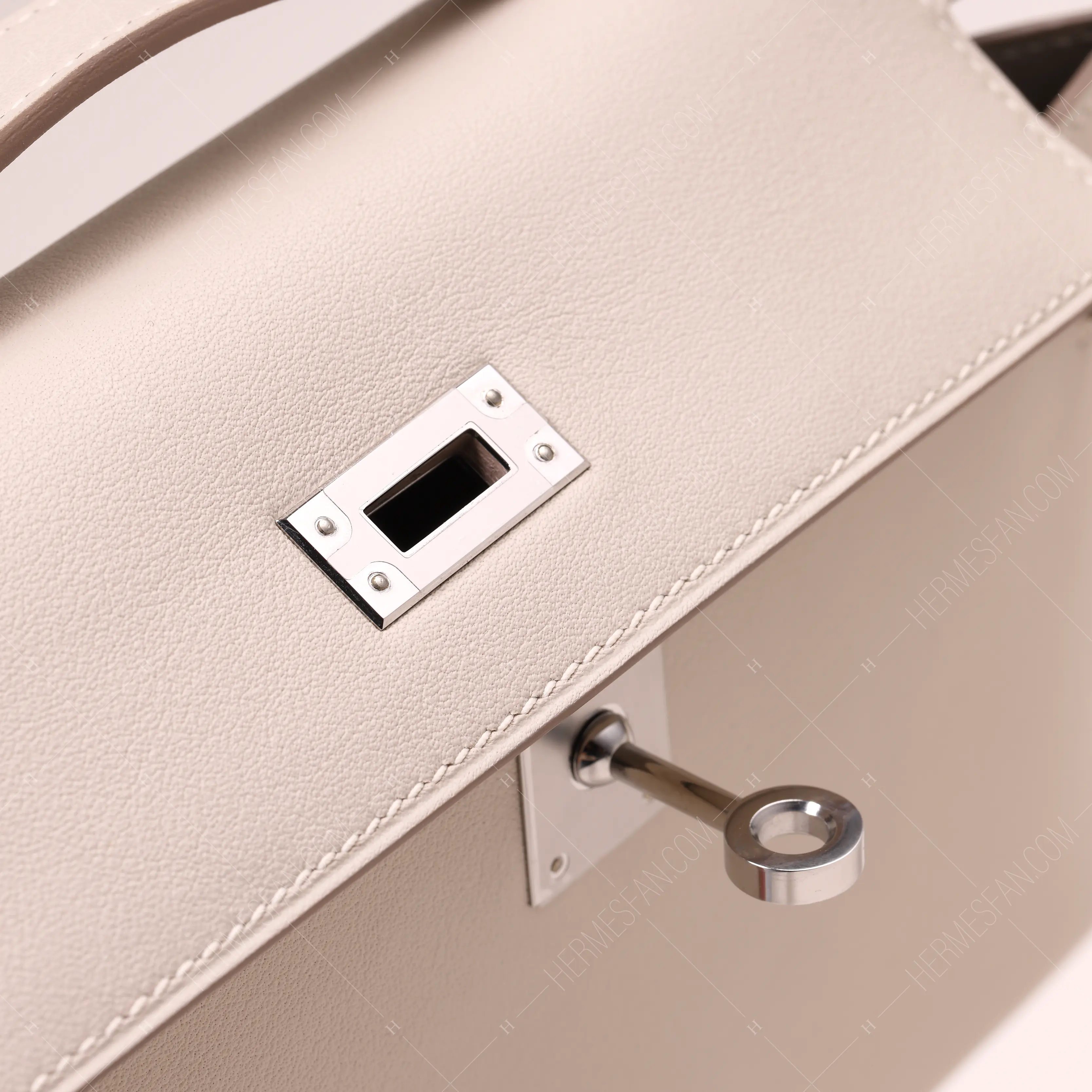 Kelly Pochette