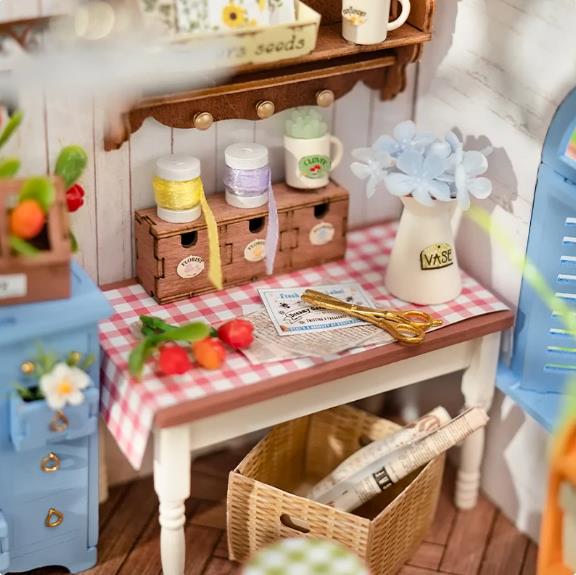 Robotime DG163 Dreamy Garden House - JOYTOY WORLD