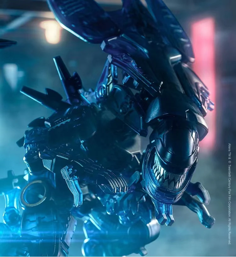 52TOYS MEGABOX MB-10 ALIEN QUEEN - JOYTOY WORLD