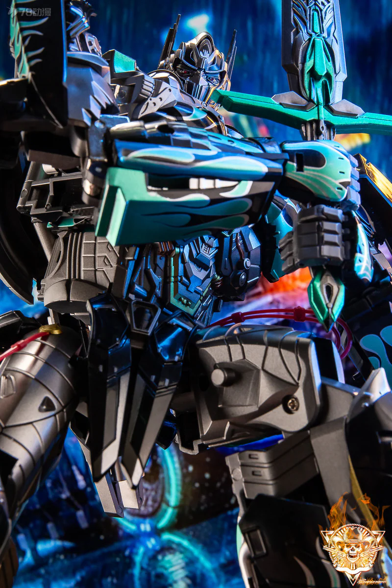 UNIQUE TOYS R-02B Movie Version 5 Optimus Prime - JOYTOY WORLD