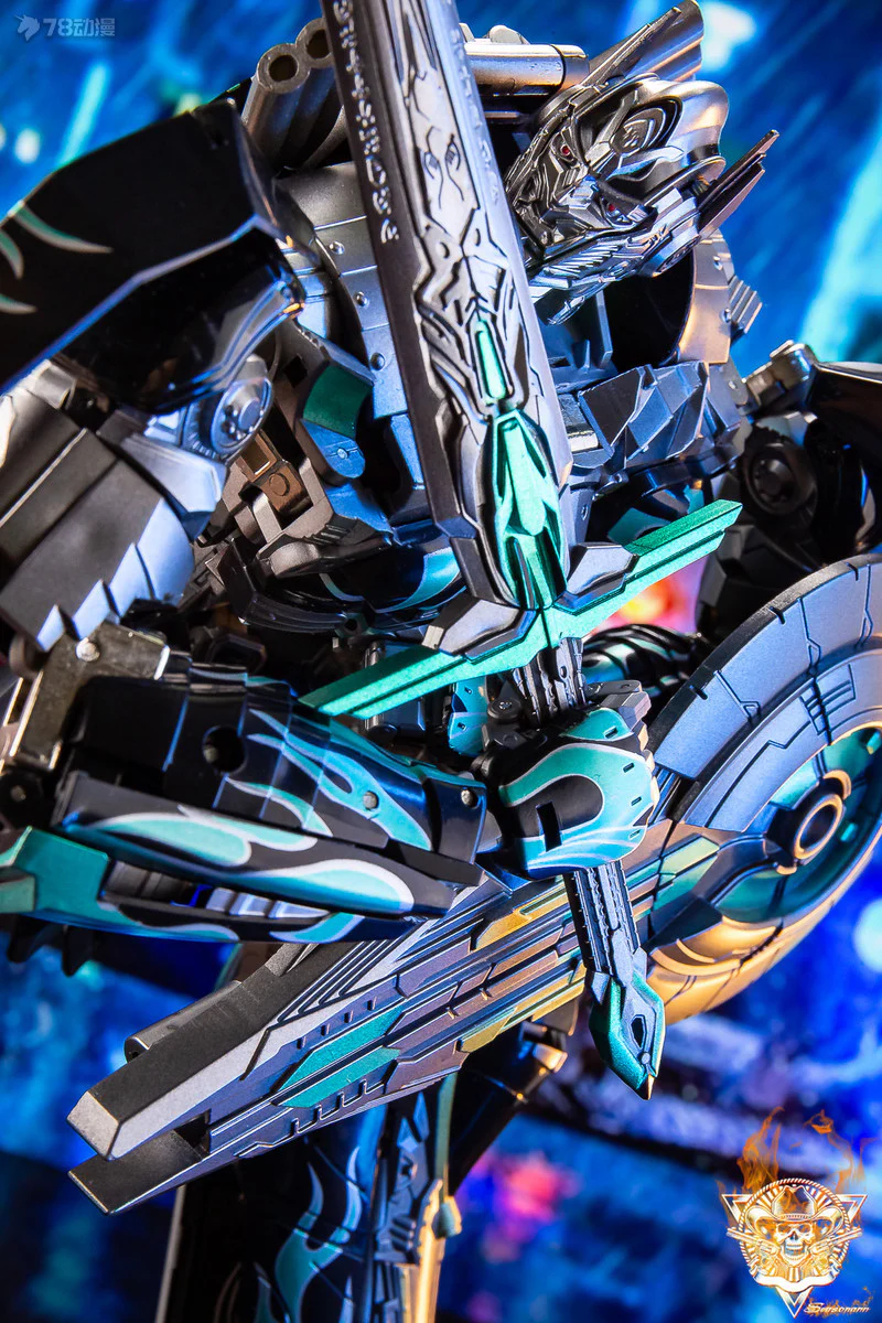 UNIQUE TOYS R-02B Movie Version 5 Optimus Prime - JOYTOY WORLD