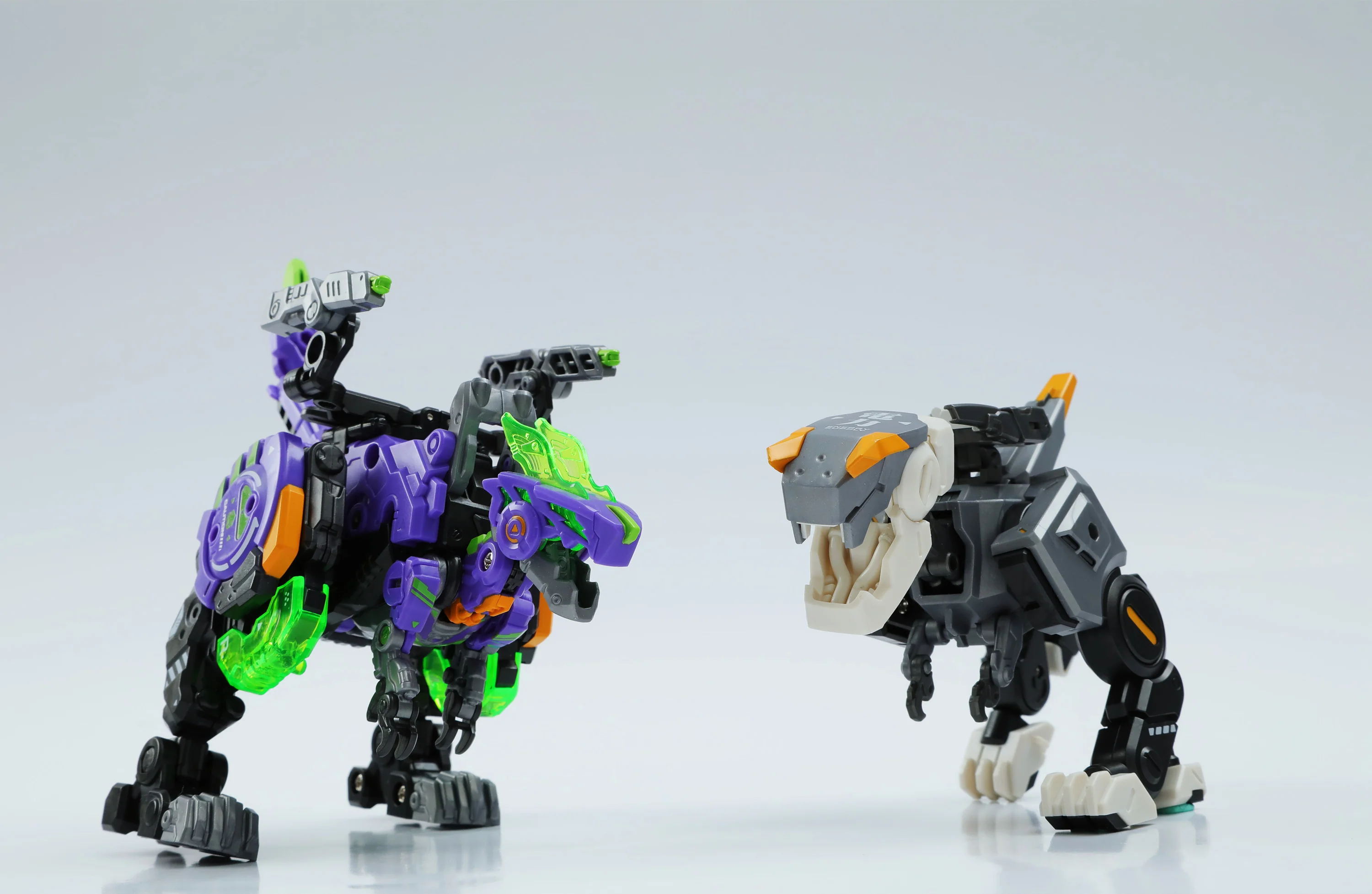 52TOYS BeastBox BB-46 ACIDGHOST & BB-02LM LITHIUMON - JOYTOY WORLD