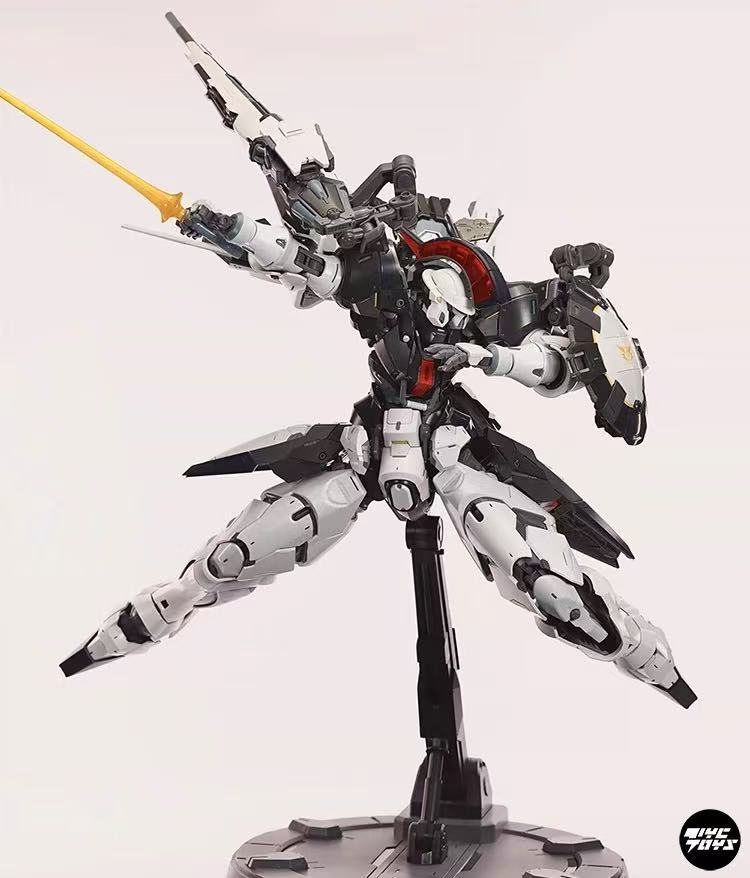 Strange Studio 1/60 PG Tallgeese - JOYTOY WORLD