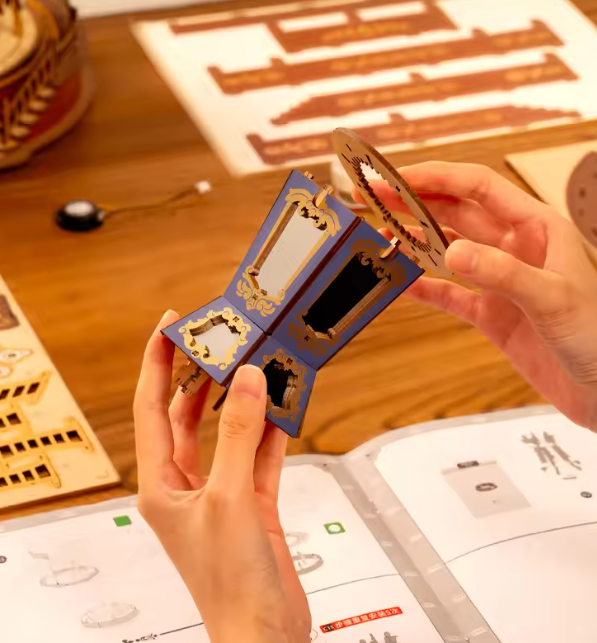 Robotime AMC01 Classic Carousel - JOYTOY WORLD