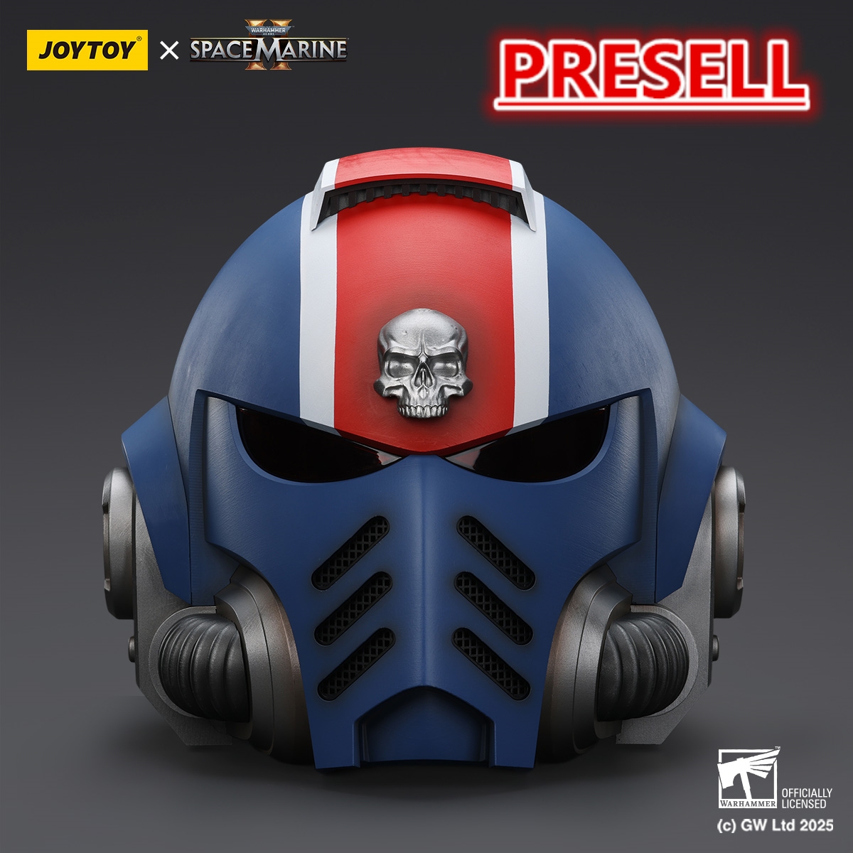 JOYTOY Warhammer 40k  Ultramarines Lieutenant Titus' MKX Helmet & Display Stand - JOYTOY WORLD