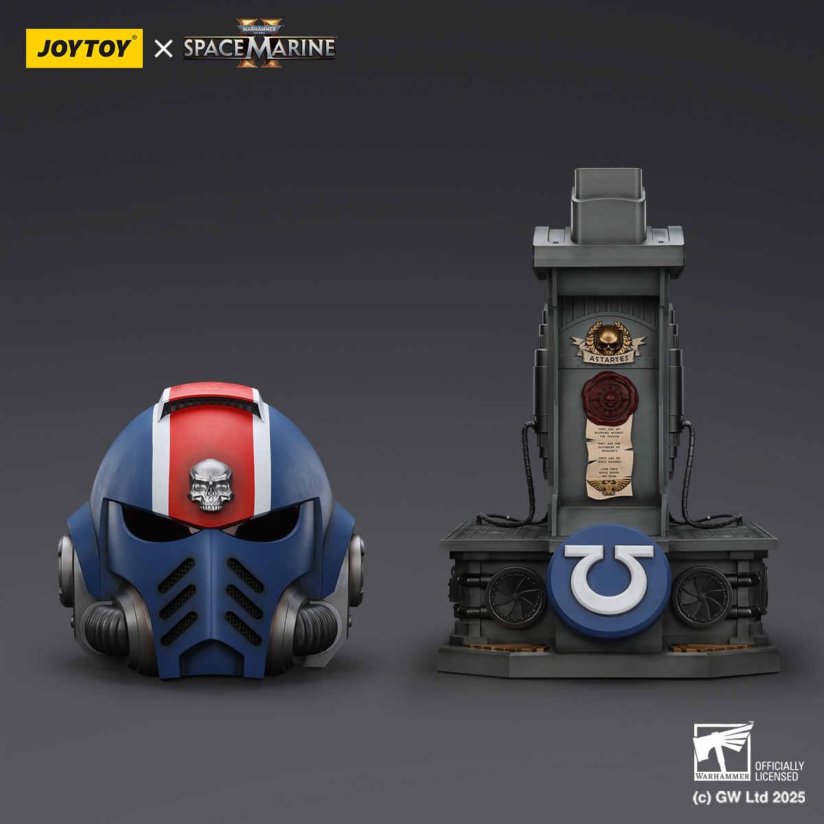 JOYTOY Warhammer 40k  Ultramarines Lieutenant Titus' MKX Helmet & Display Stand - JOYTOY WORLD
