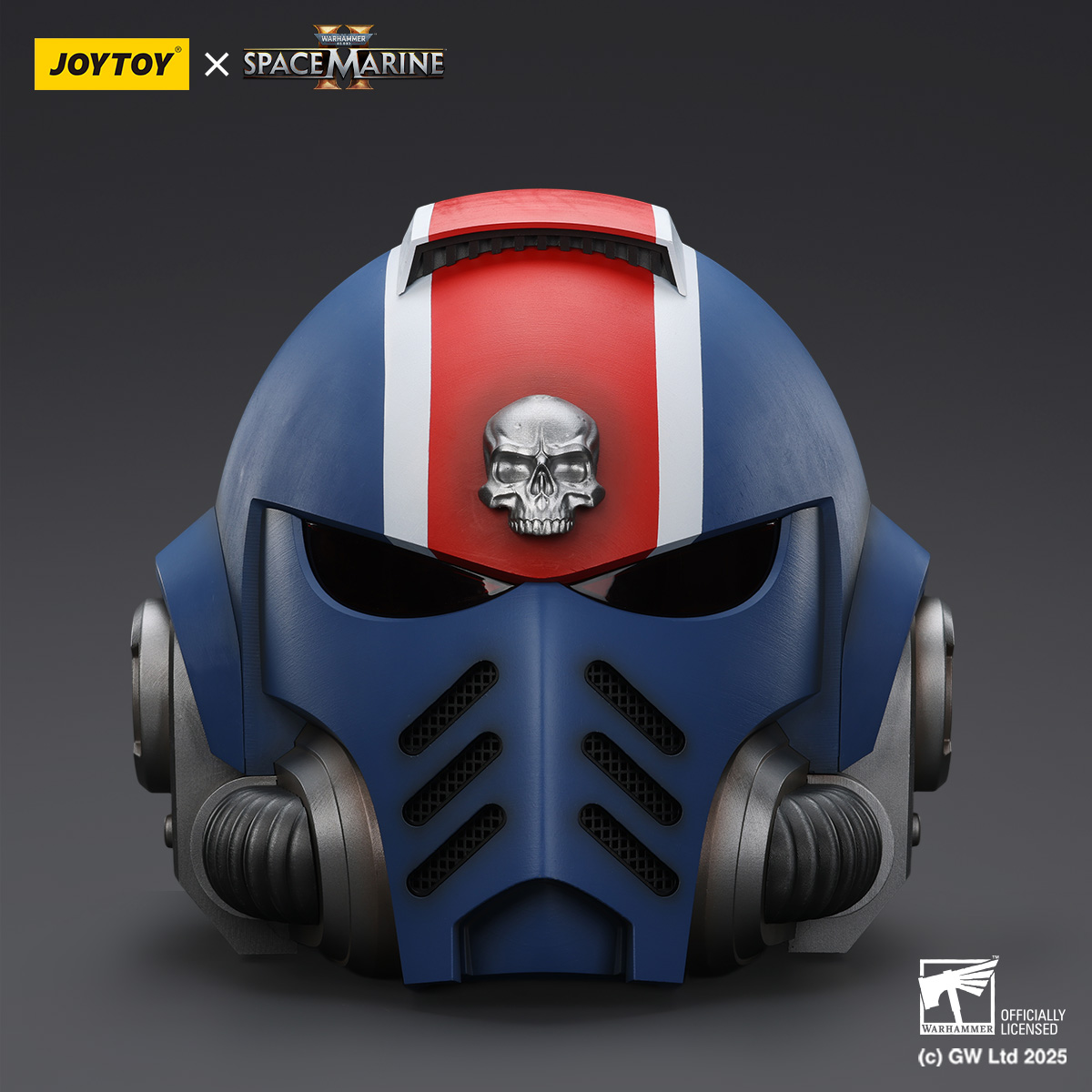 JOYTOY Warhammer 40k  Ultramarines Lieutenant Titus' MKX Helmet & Display Stand - JOYTOY WORLD