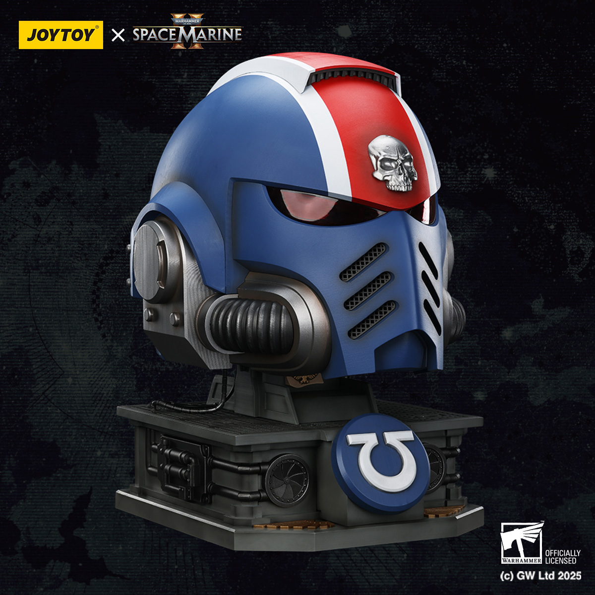 JOYTOY Warhammer 40k  Ultramarines Lieutenant Titus' MKX Helmet & Display Stand - JOYTOY WORLD
