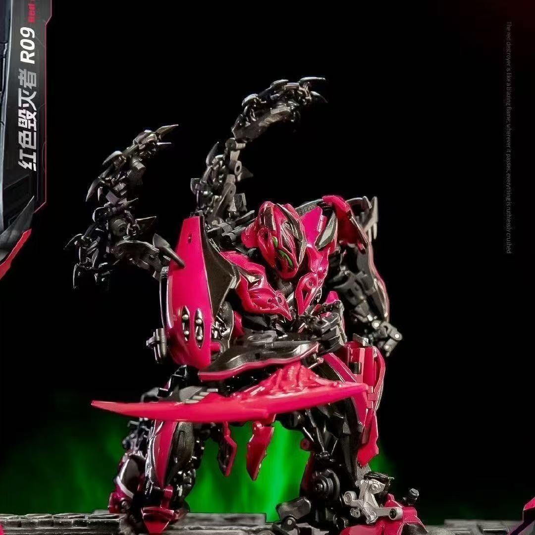 UNIQUE TOYS UT-R09 Red Destroyer Stinger - JOYTOY WORLD