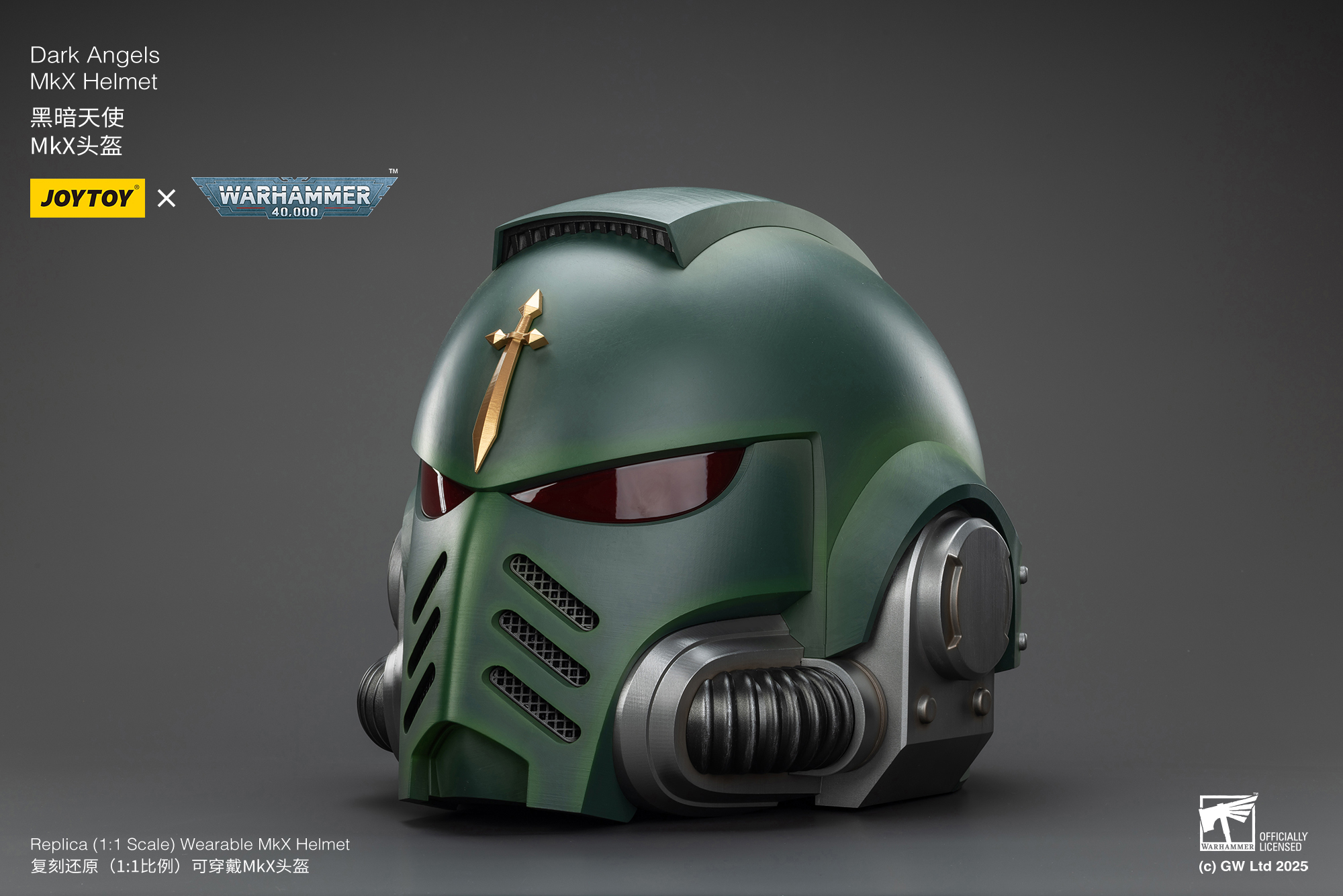 JOYTOY  Warhammer 40k 1: 1 Dark Angels MkX Helmet & Display Stand - JOYTOY WORLD