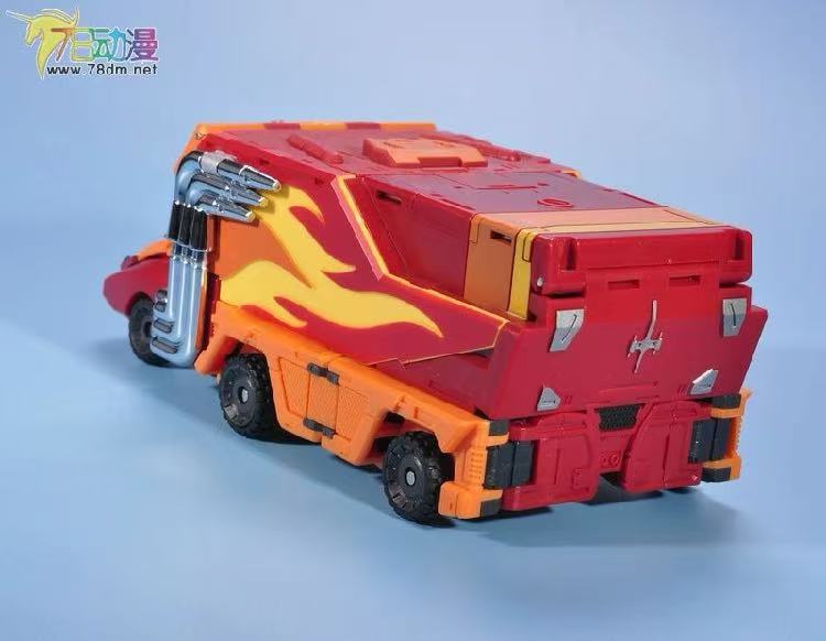 DX9 D06 Transformers Rodimus Prime - JOYTOY WORLD