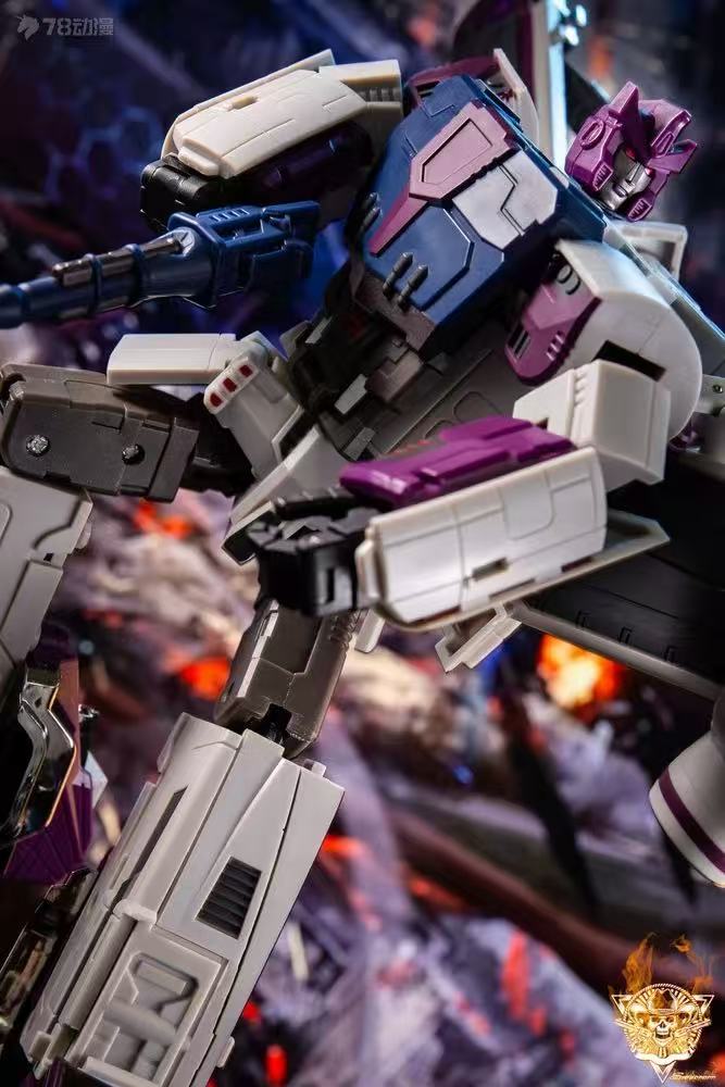 UNIQUE TOYS Y-01 FUEL SUPPLY PROVIDER - JOYTOY WORLD