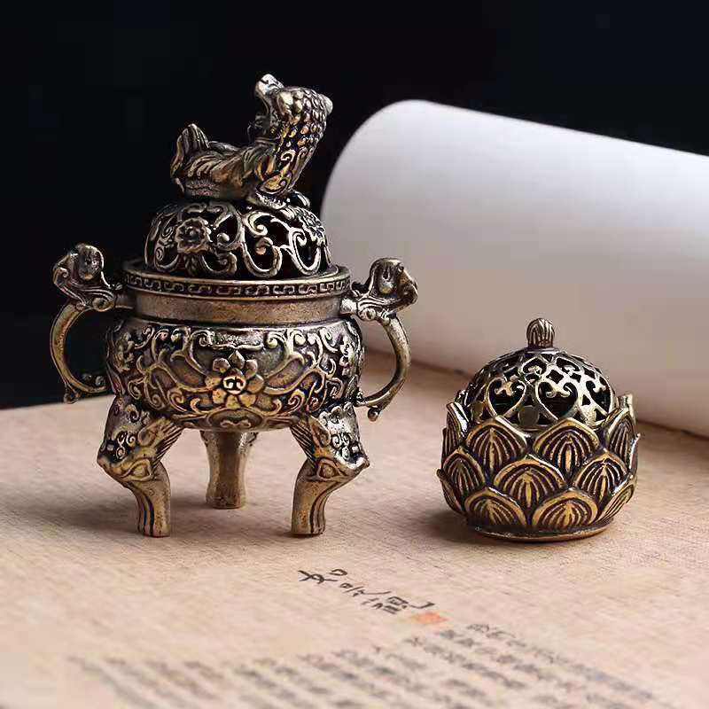 Kirin copper incense burner three feet two ears incense burner household mini Pixiu hollow flower tripod hand play round stove decoration