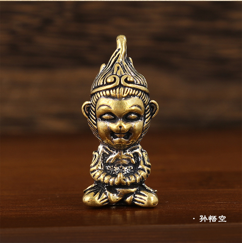 Qi Tian Da Sheng Sun Wukong pendant mini creative pure brass ornament keychain