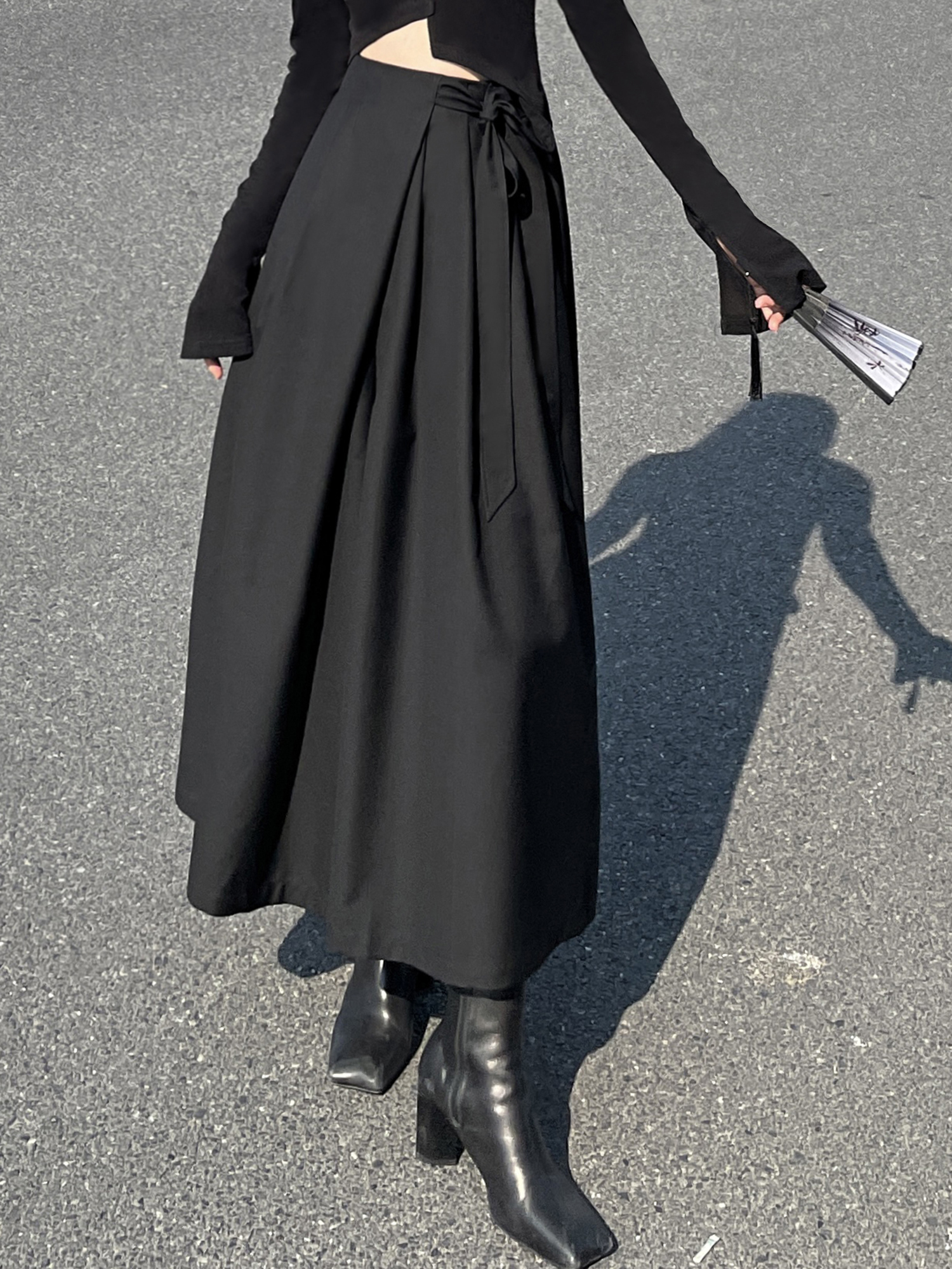 Mid-Waisted Wide-Leg Pants With Belted Detail main image 0