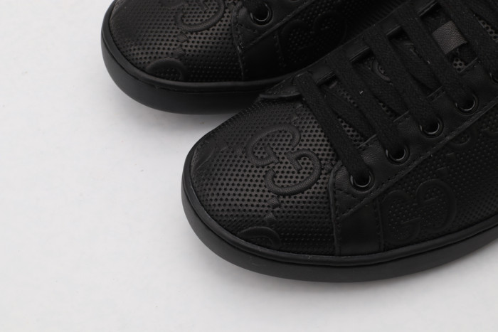 GUCC LOW-TOP SNEAKER - CCSHOES