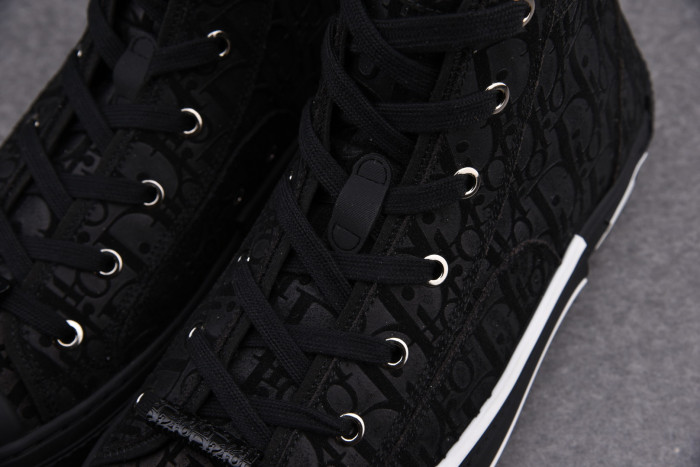 DR Homme Kaws - CCSHOES