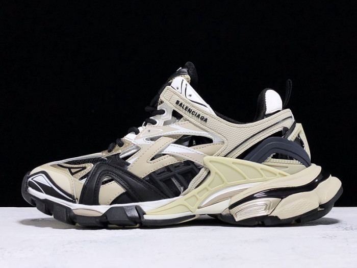 BLCG Track 570391 W2GN9 2009 - CCSHOES