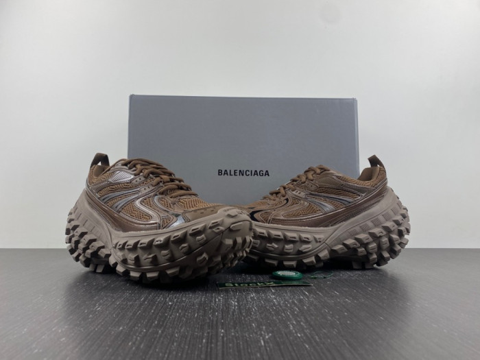 BLCG DEFENDER SNEAKER 685613-W2RB5 2408 - CCSHOES