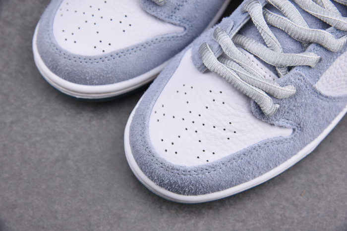 Sean Cliver x Dunk Low SB DC9936 100 - CCSHOES