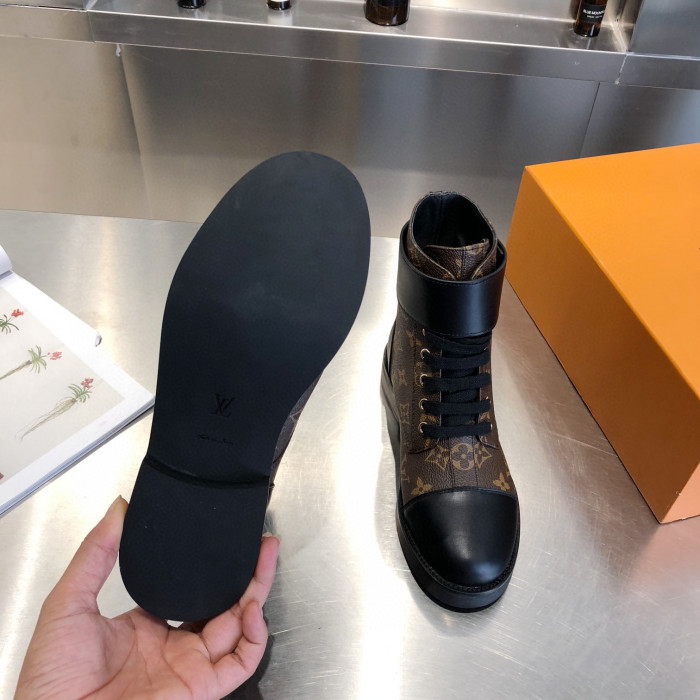 LOUS VUITON WONDERLAND FLAT RANGER BOOTS - CCSHOES