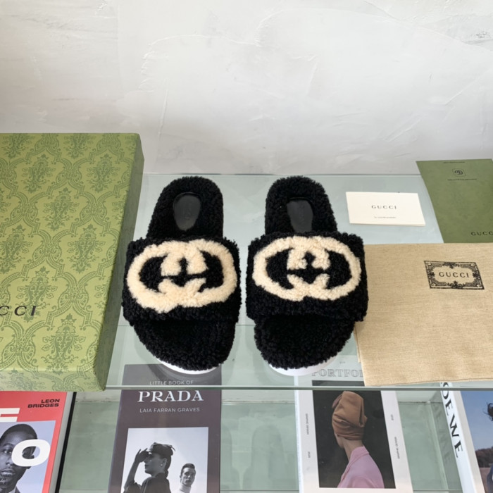 GUCC SLIPPER - CCSHOES