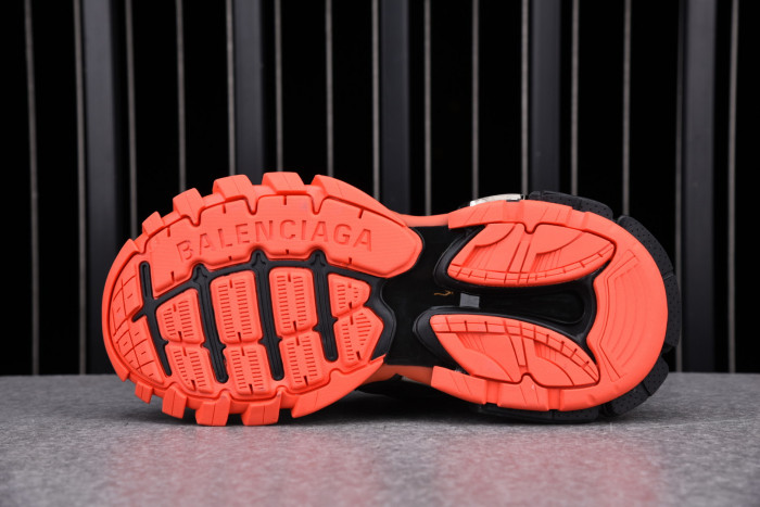 BLCG Track 2 568614 W2GN3 1350 - CCSHOES