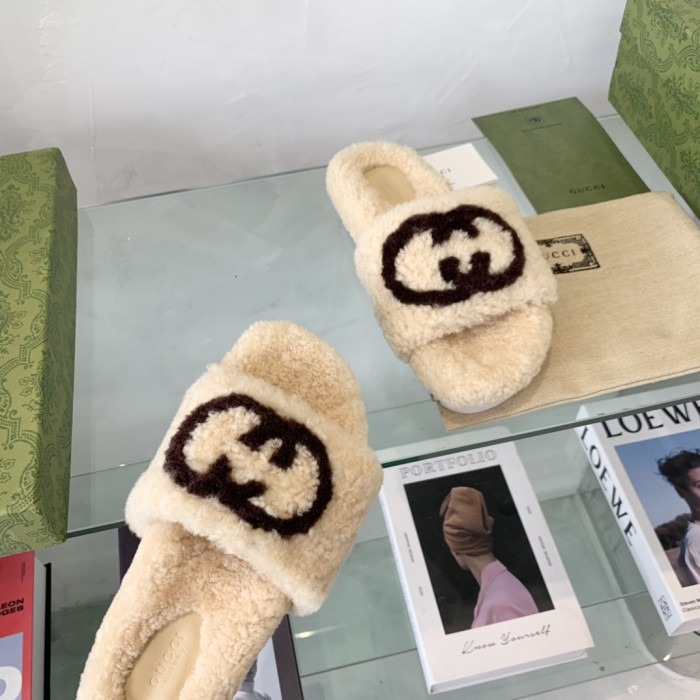 GUCC SLIPPER - CCSHOES