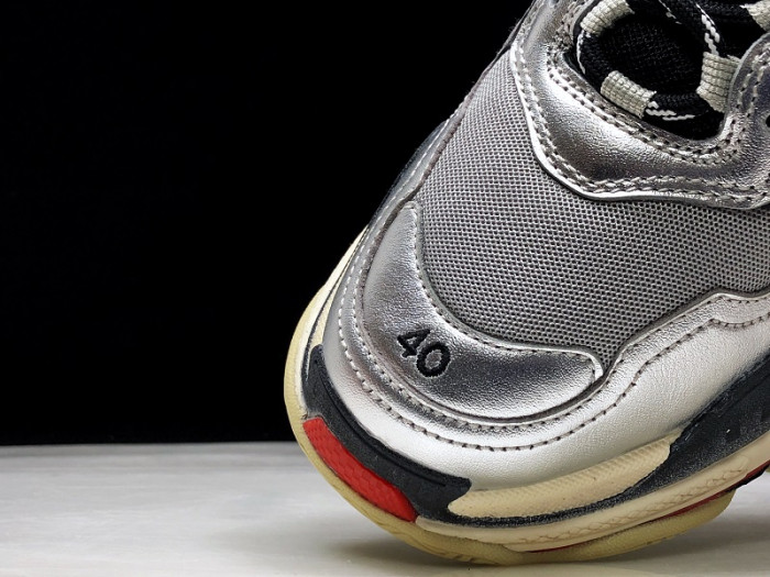 BLCG Triple S Silver Red (2018) 512175-W09O3-1081 - CCSHOES