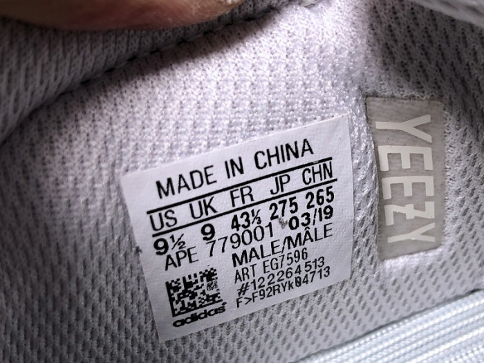 Adidas Yeezy Boost 700 Analog EG7596 - CCSHOES