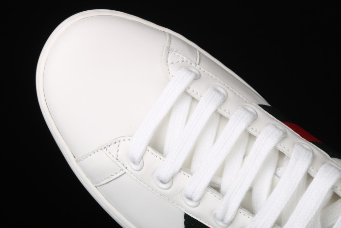 GUCC Ace Embroidered Low-Top Sneaker white with bee ‎429446 02JP0 9064 - CCSHOES