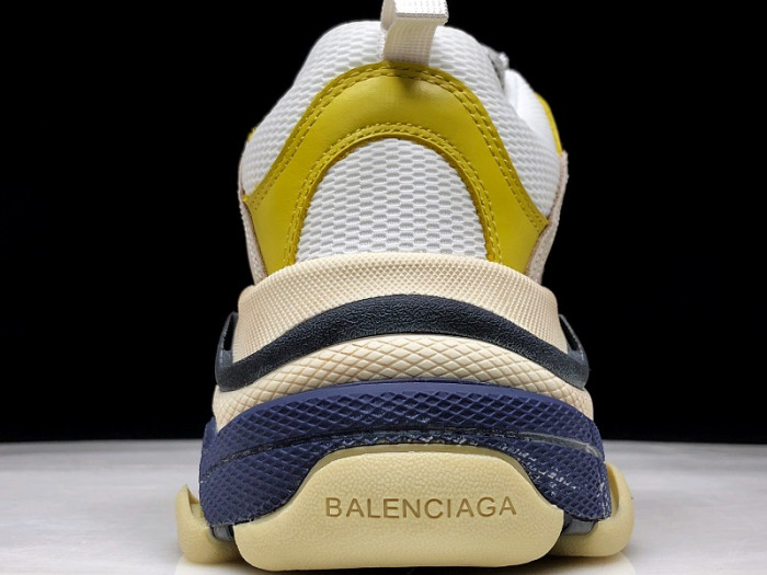 BLCG Triple S DSM 483513-W06F1-9080 - CCSHOES