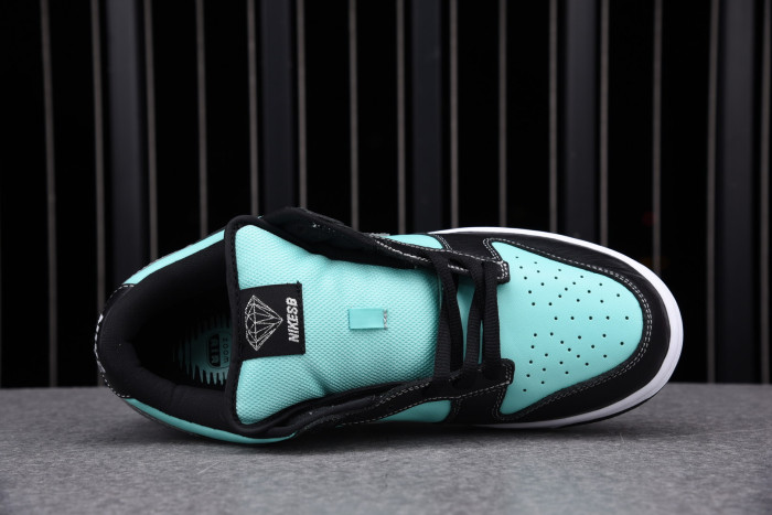 Nike Dunk SB Low Diamond Supply Co. "Tiffany" 304292-402 - CCSHOES