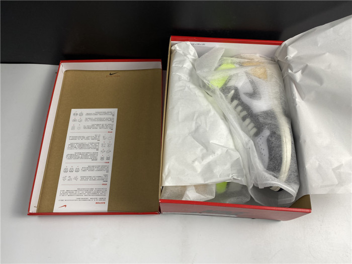 AIR JORDAN 1 RETRO HIGH OG 'VOLT GOLD' 555088-118 - CCSHOES