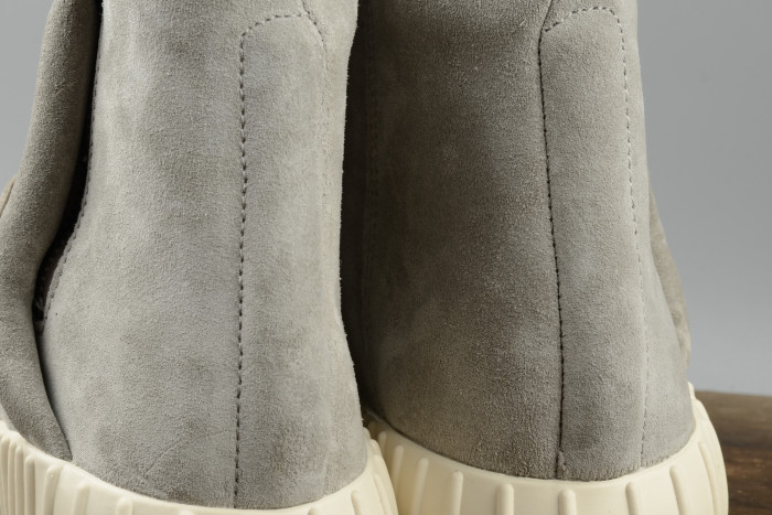 Kanye West x adidas Yeezy 750 Boost Grey B35309 - CCSHOES