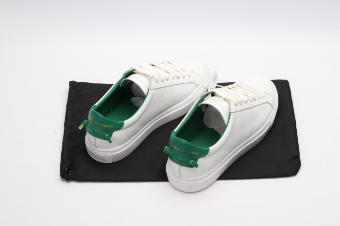 Givench LOW-TOP SNEAKER - CCSHOES