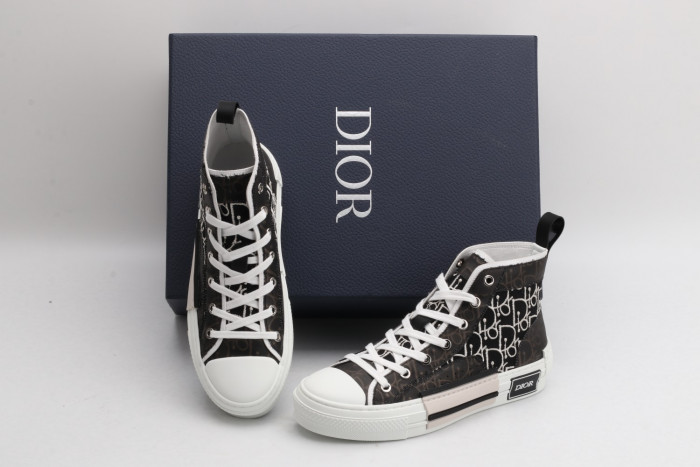 DR B23 Sneakers - CCSHOES