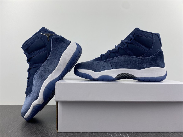 AIR JORDAN 11 VELVET WMNS “MIDNIGHT NAVY” AR0715-441 - CCSHOES