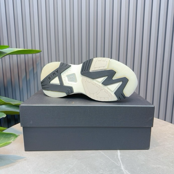 AR1M1 Low-Top Sneaker - CCSHOES